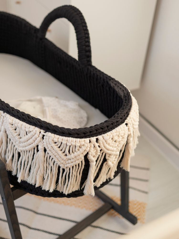 Baby furniture - Moses basket with macrame decor and rocking stand - ANZY HOME
