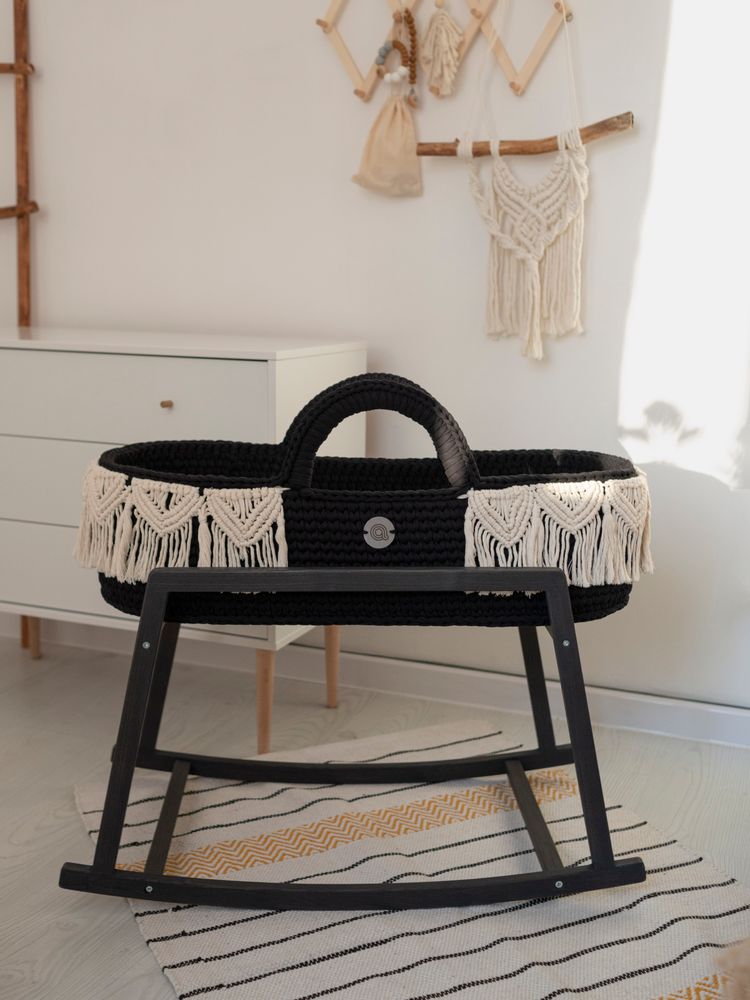 Baby furniture - Moses basket with macrame decor and rocking stand - ANZY HOME