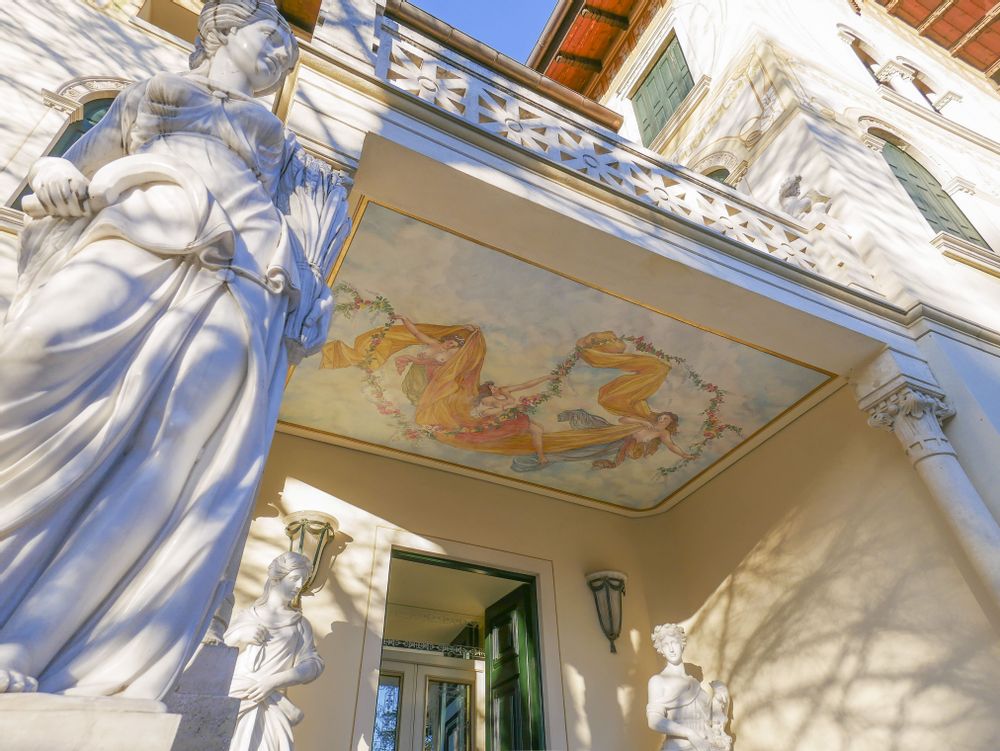 Paintings - Ceiling Decoration - Interior Decoration - HISTORYA