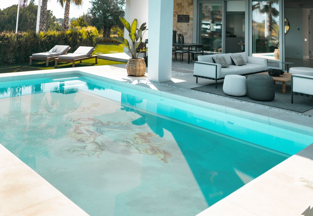 Paintings - swimming pool bottom decoration - HISTORYA