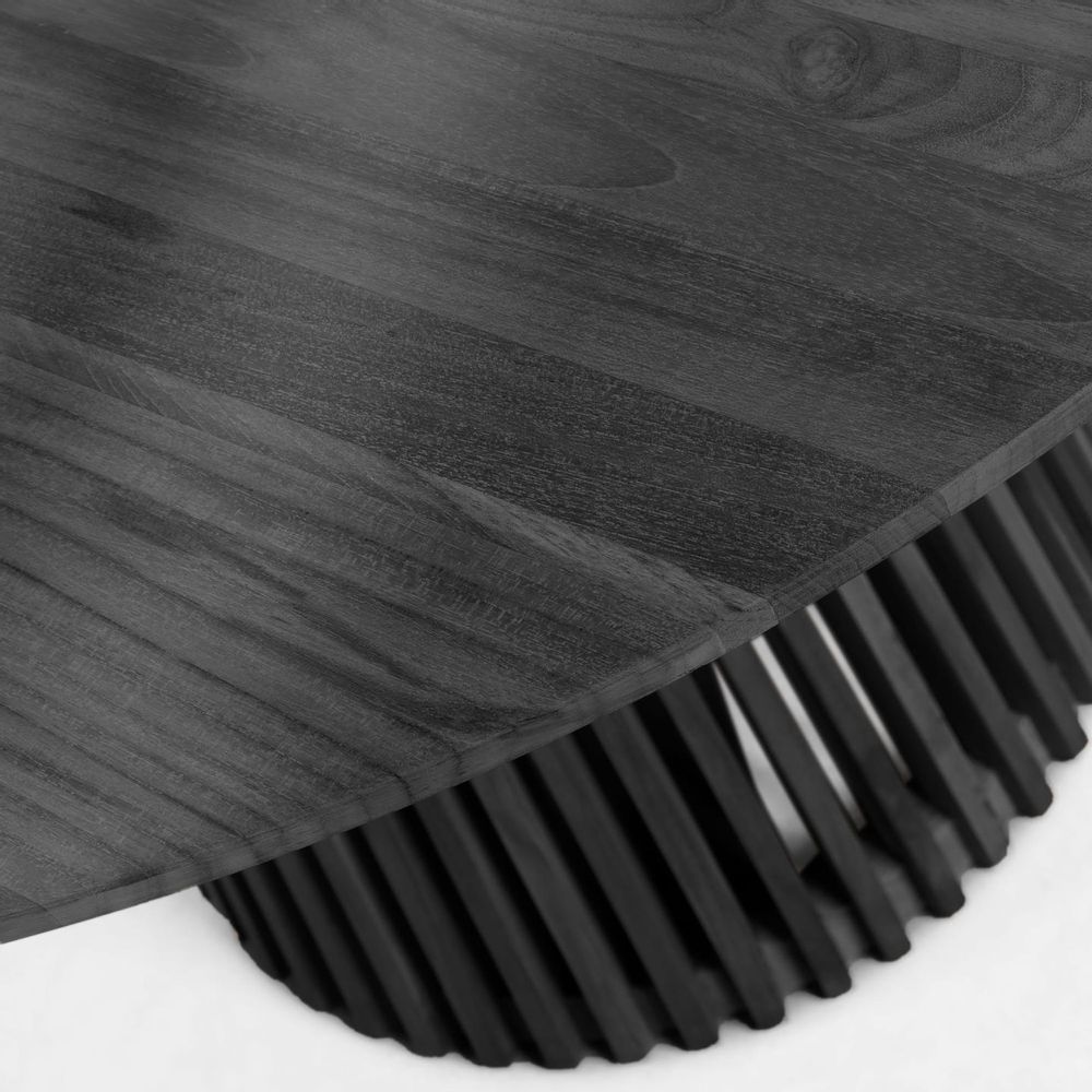 Dining Tables - Table ronde Jeanette en bois massif de Mindy noir Ø 90 cm - KAVE HOME
