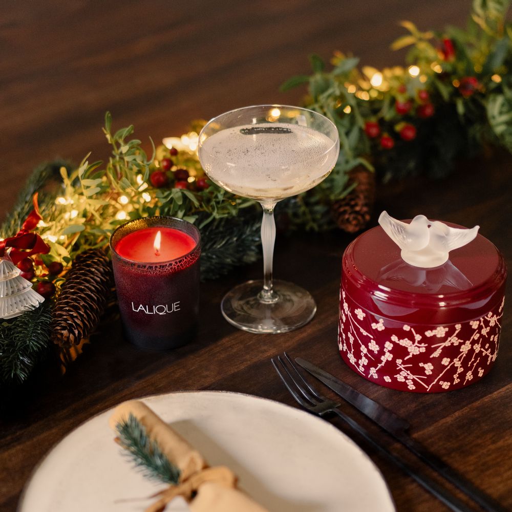 Decorative objects - THE VOLCANO, MAUI - SCENTED CANDLE - LALIQUE VOYAGE DE PARFUMEUR