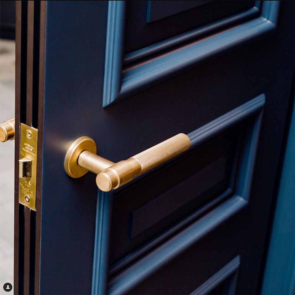 Interrupteurs - Interrupteur et prise électrique Haut de gamme et poignées de porte luxe - MAISON ORSTEEL