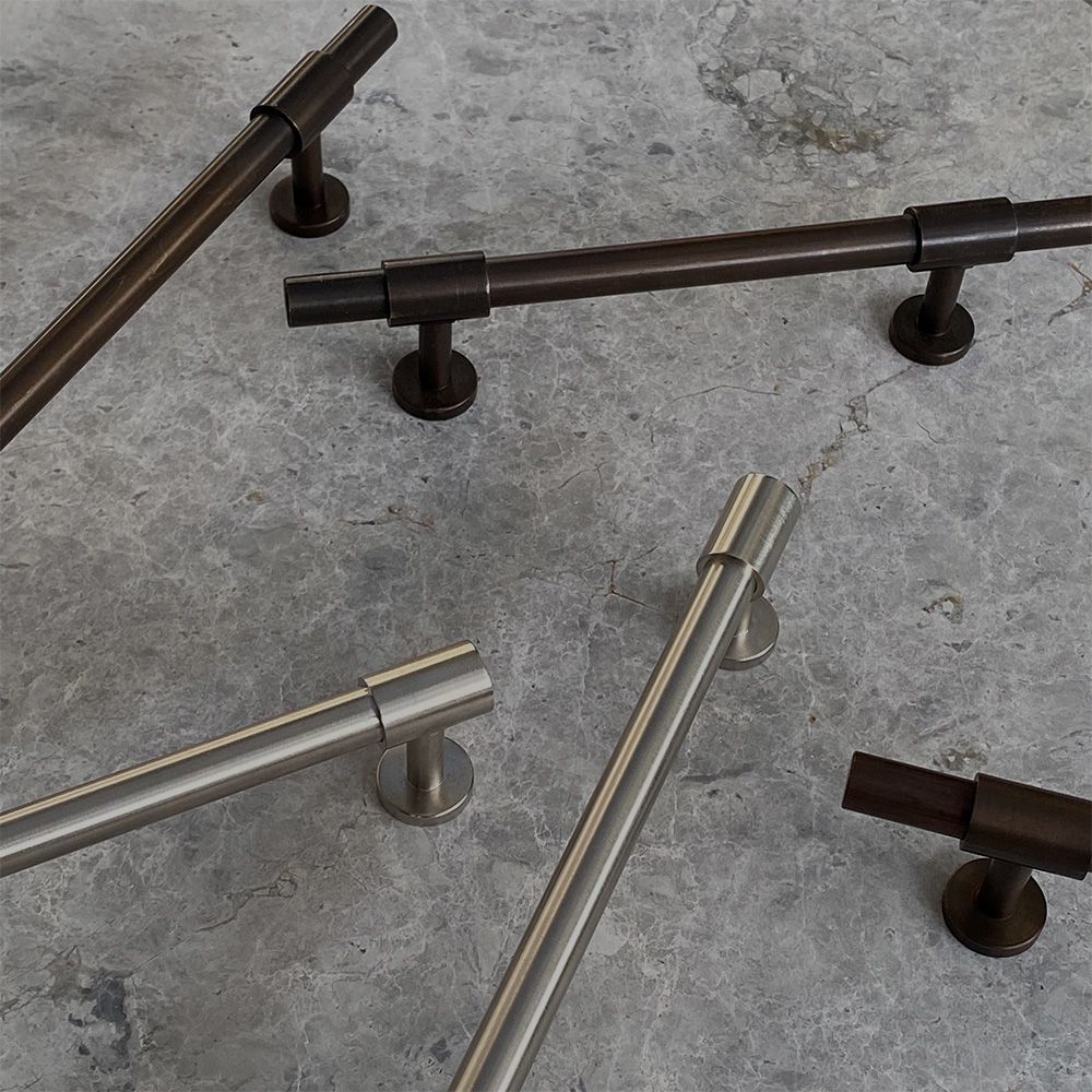 Kitchen taps - THE SIDE - BRANDT COLLECTIVE