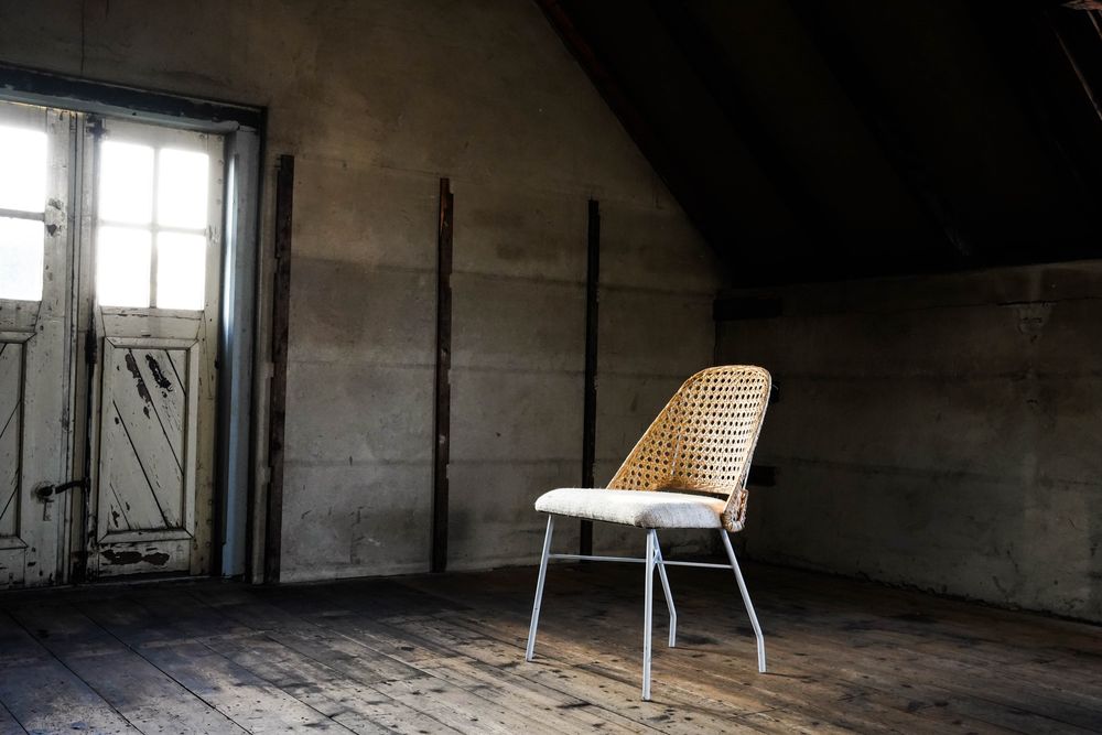 Chaises longues - Chaise Cedric Lounge et à droite les Meeuwis - HOUSE OF SAKK / REY7