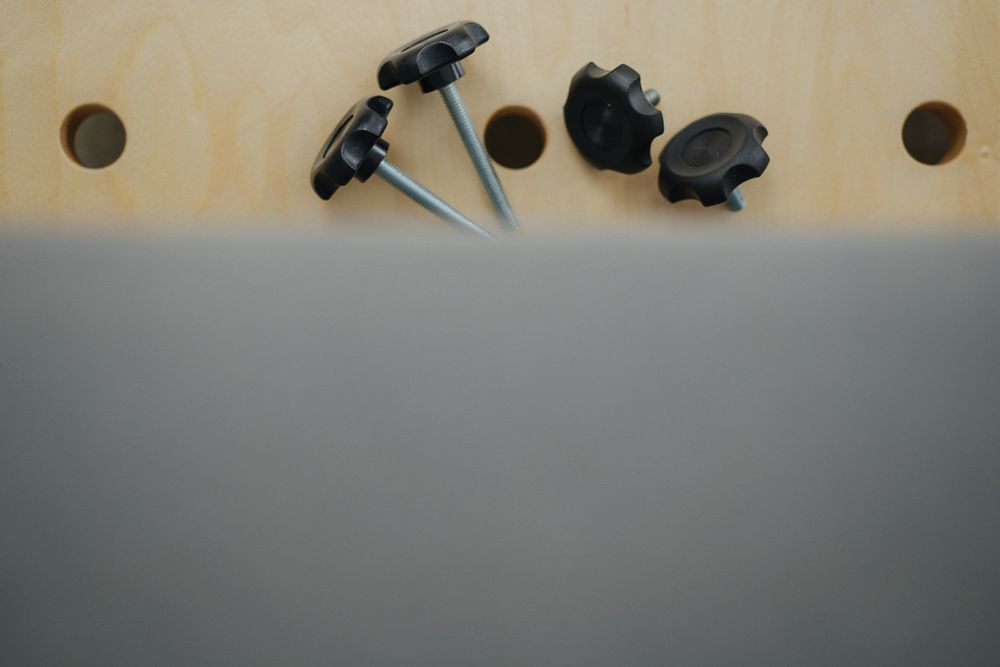 Beds - Armrest/Backrest/Fixed Screws - QBIT