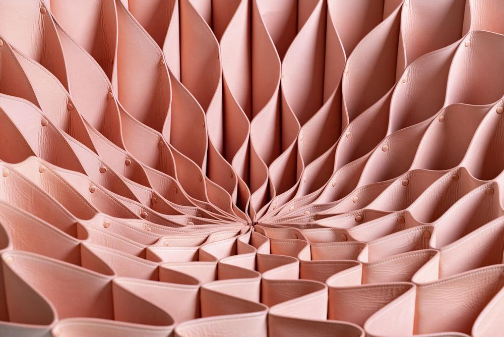 Lounge chairs - Bloom Chair - KOBE LEATHER