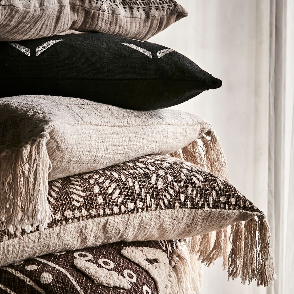 Fabric cushions - FERNANDO Cushion cover & blanket - AFFARI OF SWEDEN