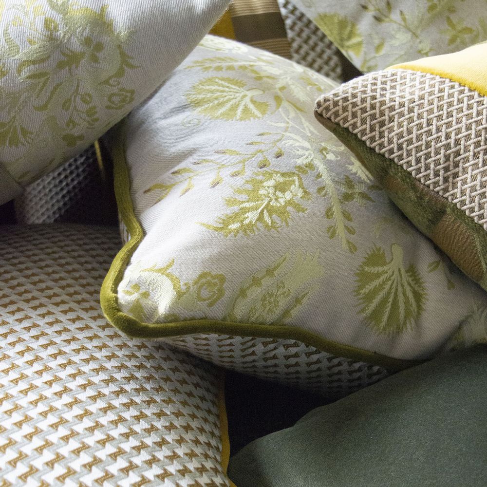 Cushions - SOFT FURNISHINGS: QUILTS AND CUSHIONS - L'OPIFICIO