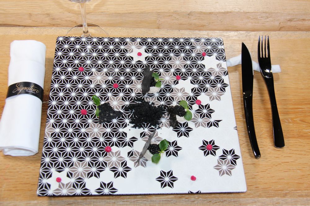 Formal plates - Presentation plate - OMISSEY