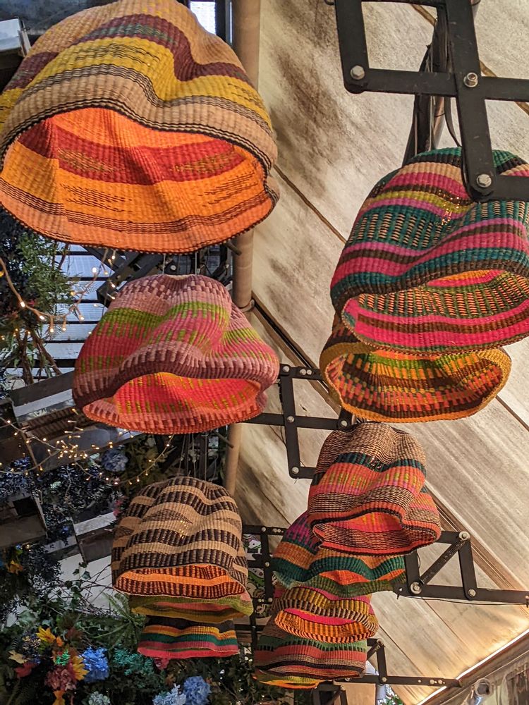 Decorative objects - Bolga colored suspension - MALKIA HOME