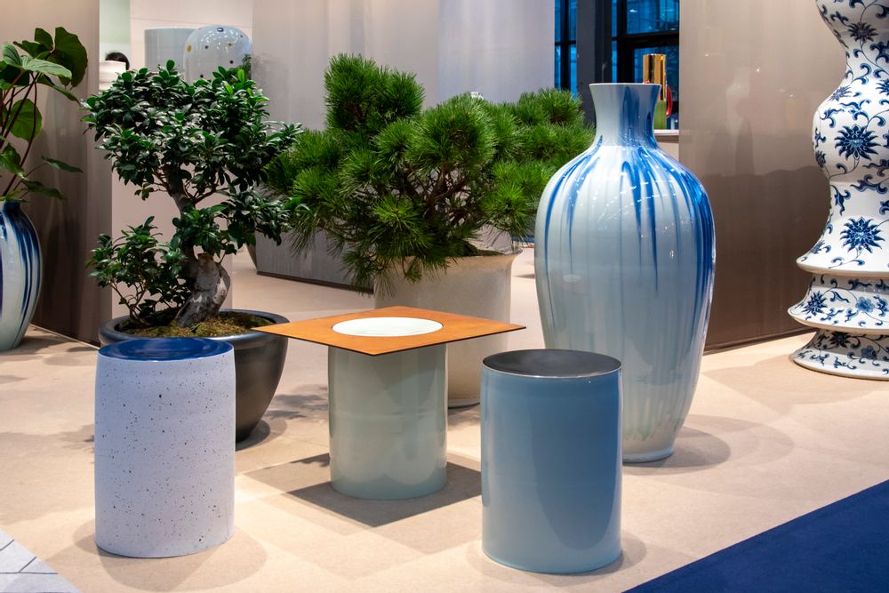 Stools for hospitalities & contracts - COLUMNS- Stool and side table - WL CERAMICS