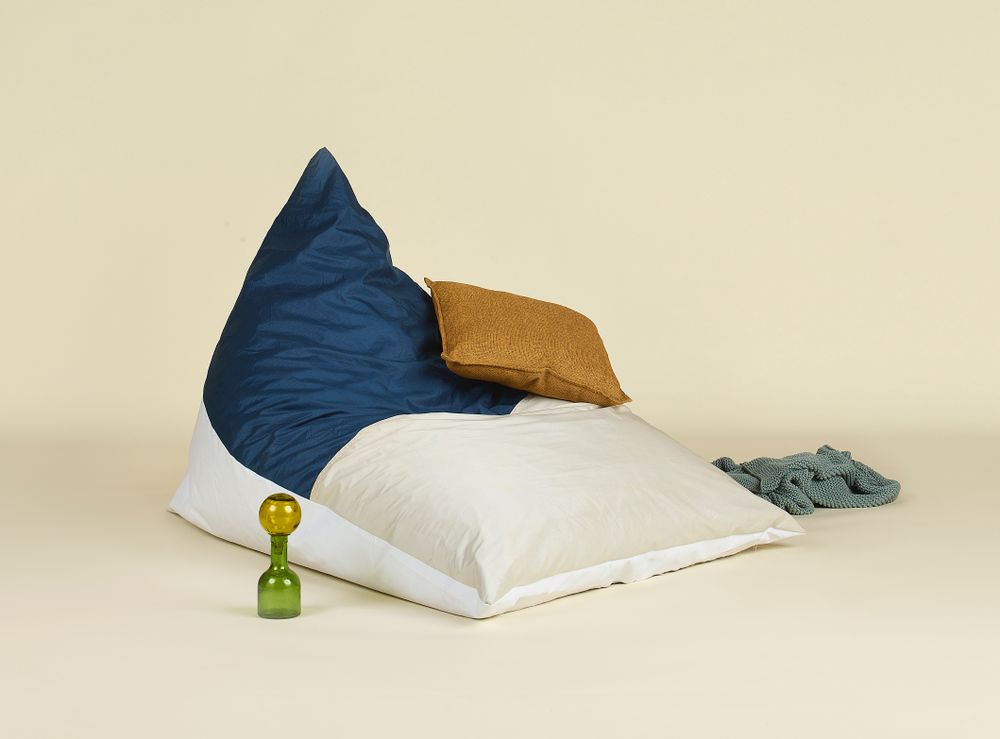 Ottomans - [interior] Berlingot Indigo Beanbag - LA TETE DANS LES NUAGES