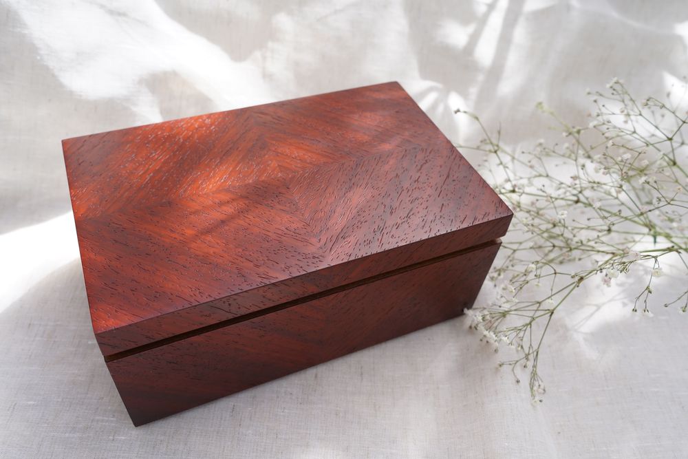 Caskets and boxes - Rosewood jewelry box - TURQUOISE MOUNTAIN