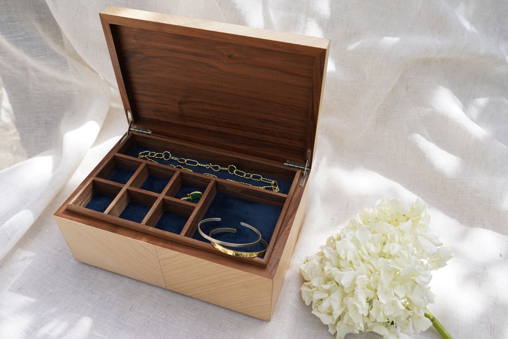Caskets and boxes - Maple jewelry box - TURQUOISE MOUNTAIN