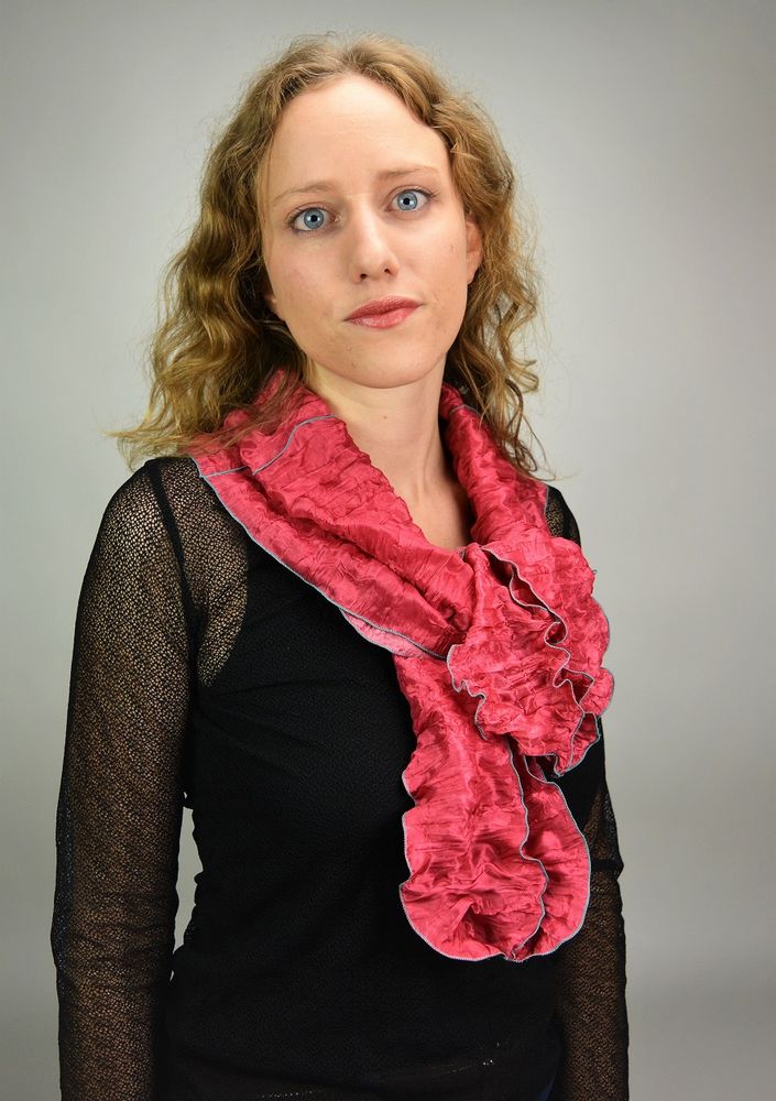 Scarves - Stole - pleated scarf - LINÉ-GÖLZ