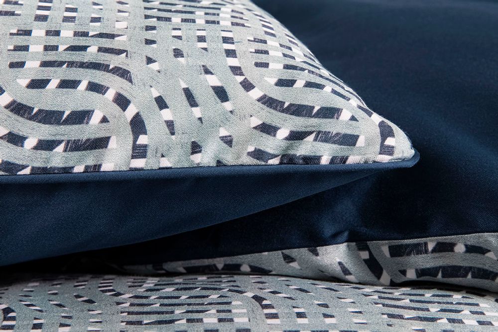 Bed linens - Utopia - Cotton Sateen Bedding Set - ESSIX