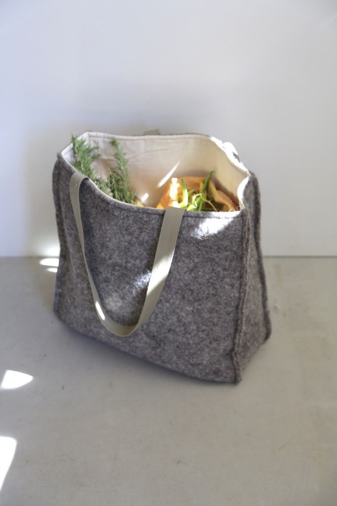 Bags and totes - Wool felt tote or basket - HL- HELOISE LEVIEUX