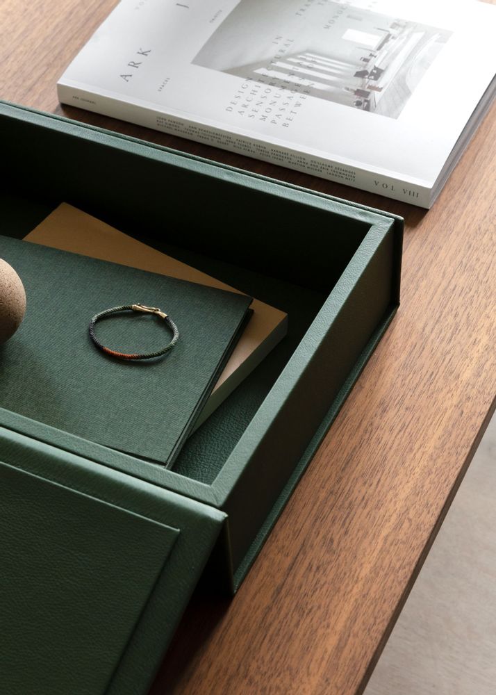 Boîtes de rangement  - Bookbox oekotex-certified leather - AUGUST SANDGREN