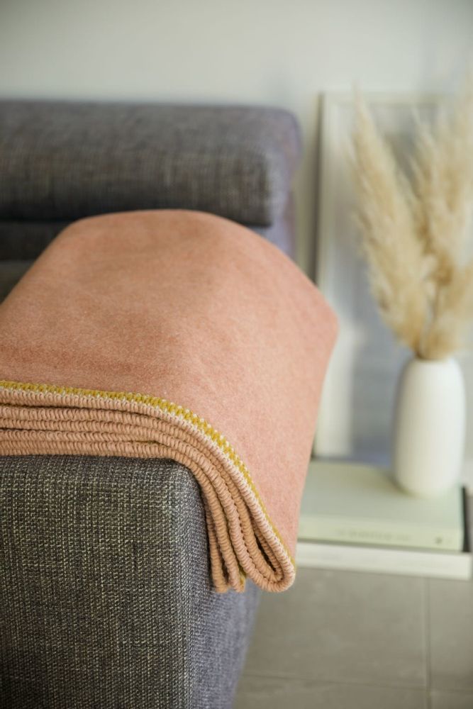 Throw blankets - SOFT BAMBOO WITH VICTORY FRINGES AND TIFFANY BORDER - FRATI HOME