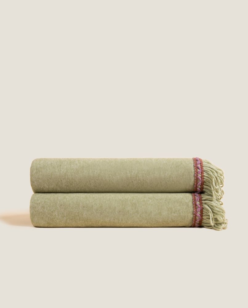 Throw blankets - SOFT BAMBOO WITH VICTORY FRINGES AND TIFFANY BORDER - FRATI HOME