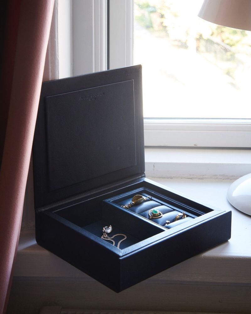 Bijoux - Jewelbox surplus leather - AUGUST SANDGREN