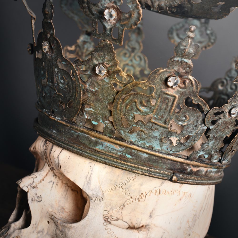 Other wall decoration - Memento Mori with a Crown - ATELIERS C&S DAVOY