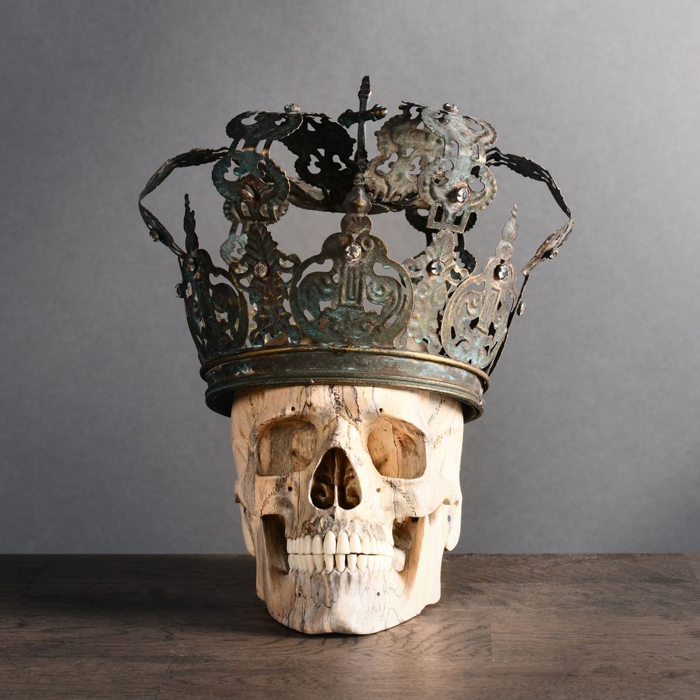 Other wall decoration - Memento Mori with a Crown - ATELIERS C&S DAVOY