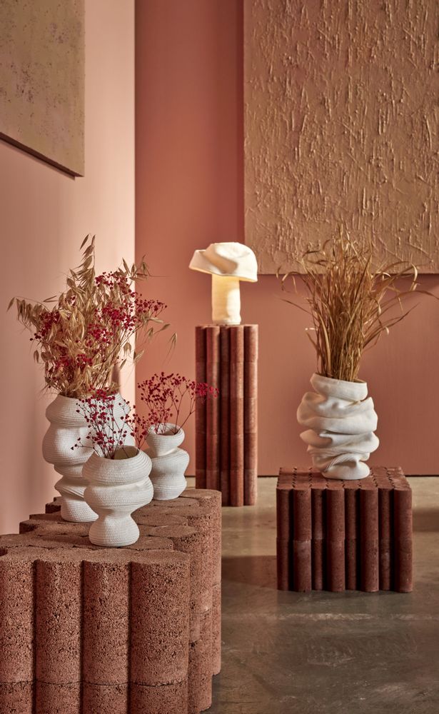 Vases - Bibendum / art object and vase - MOBJE