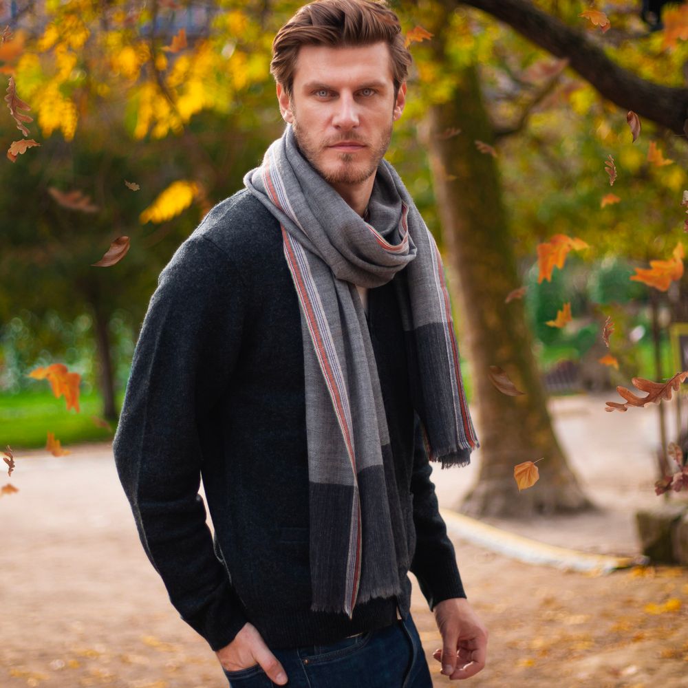 Foulards et écharpes - ÉCHARPE HOMME VYRNWY LAINE - AV08 PARIS