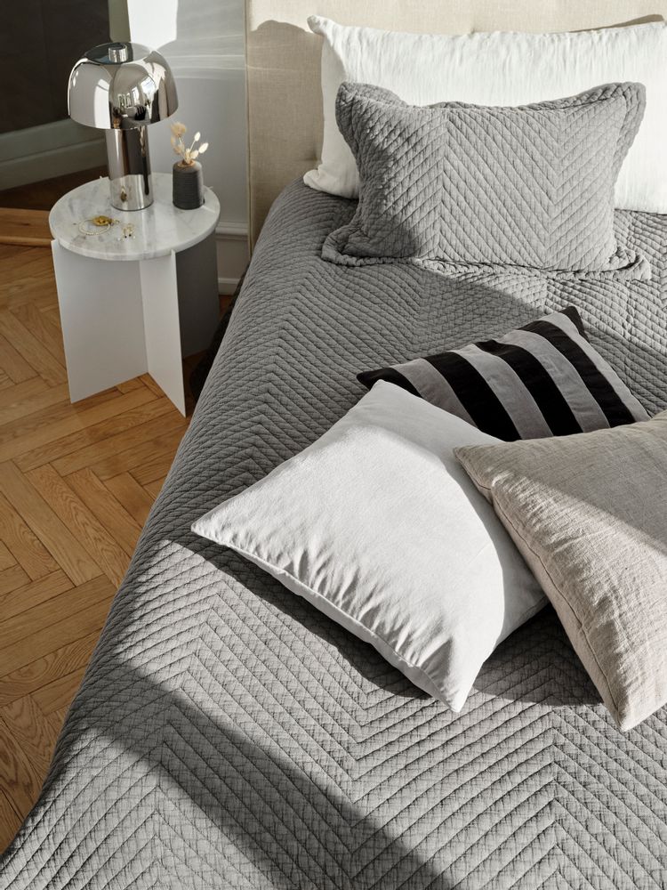 Bed linens - Flora Quilted Bedcover & Cushion - COZY LIVING COPENHAGEN