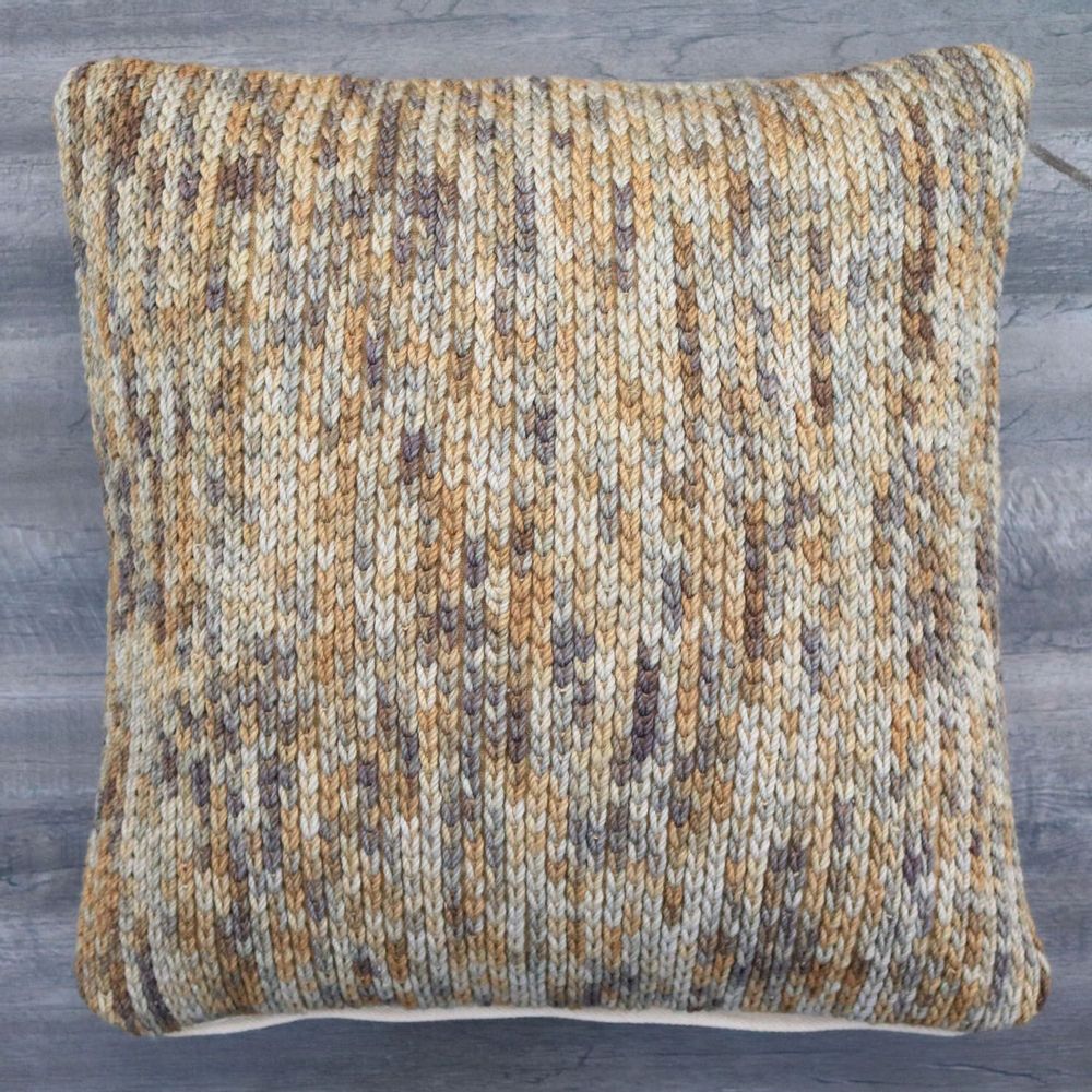 Fabric cushions - Chain Stitch Wool Cushion - MEEM RUGS