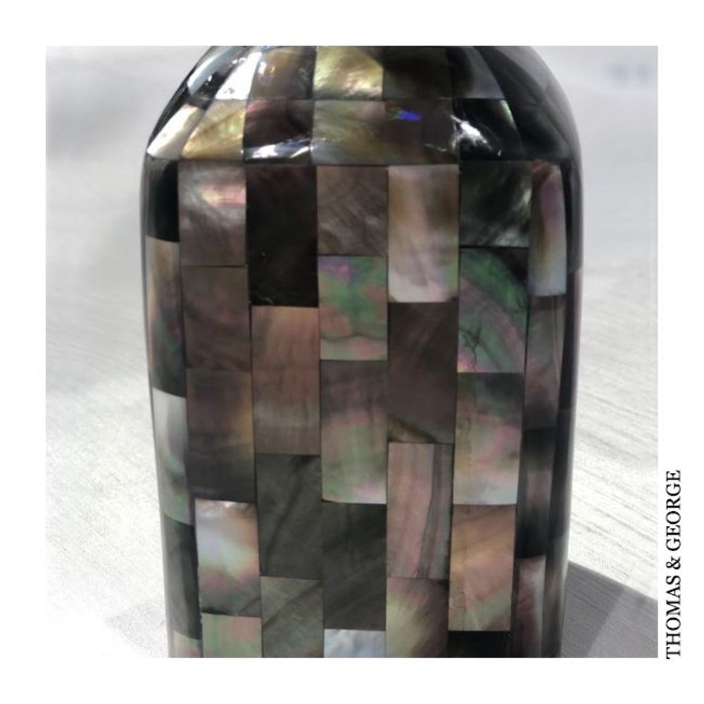 Pièces uniques - Distributeur de savon Blacklip Shell Inlay - THOMAS & GEORGE FURNITURE, LIGHTING & DECOR