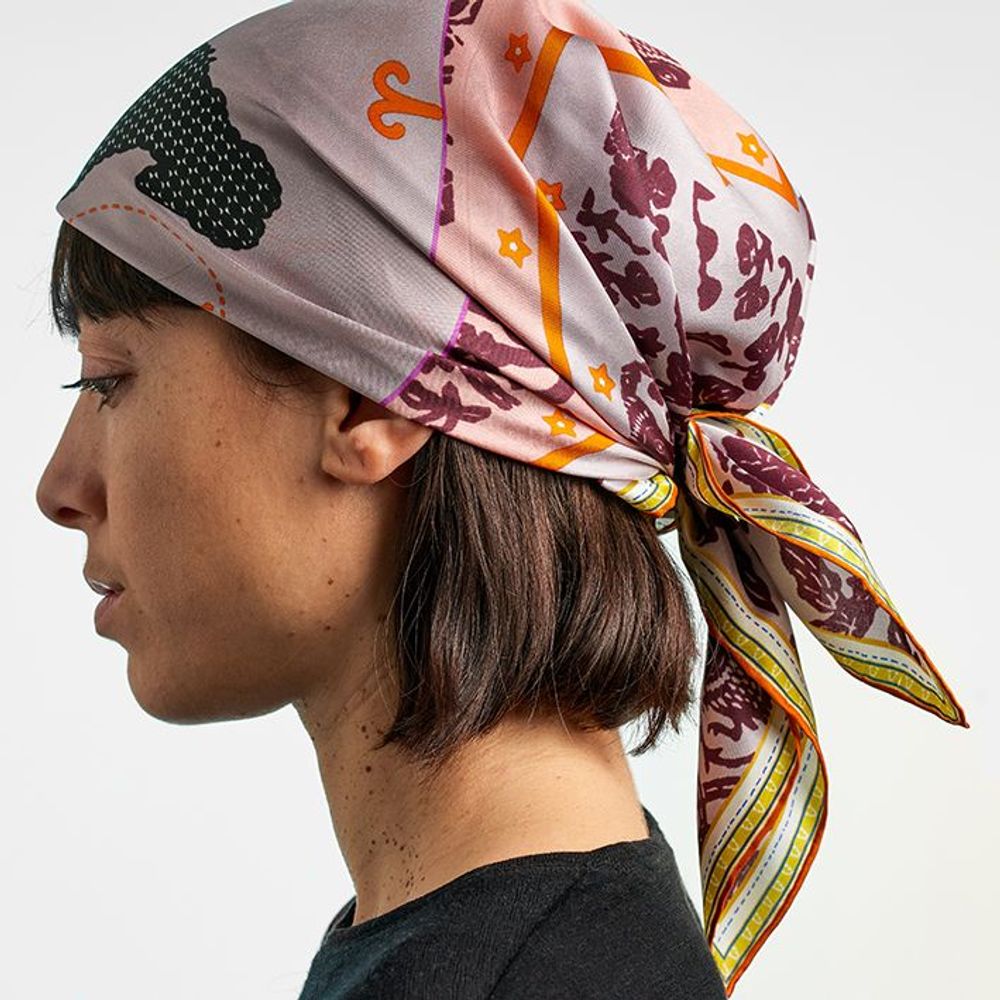 Foulards et écharpes - Aries Zodiac bandana - HELLEN VAN BERKEL HEARTMADE PRINTS