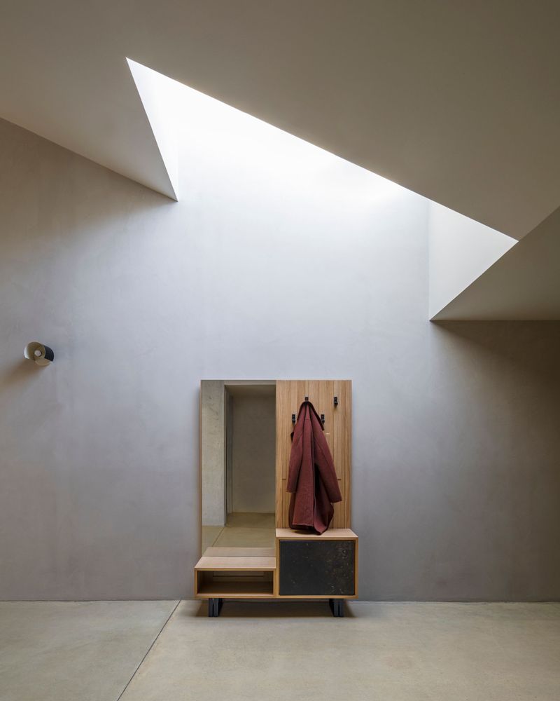 Armoires - Everest Hallstand - ZAGAS FURNITURE