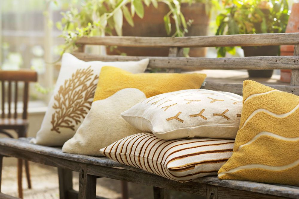 Coussins textile - Coussins en lin - Divan - CHHATWAL & JONSSON