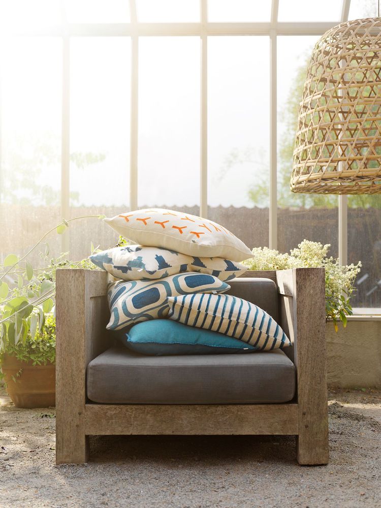 Coussins textile - Coussins en lin - Divan - CHHATWAL & JONSSON
