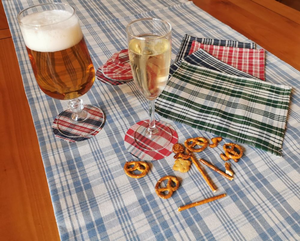 Gifts - APERO NAPKINS/DESSERT - UNDER BOCK - KELSCH D' ALSACE IN SEEBACH