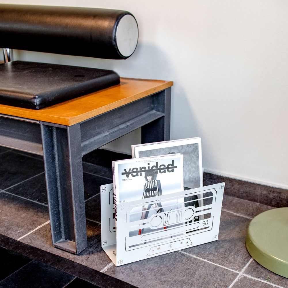 Decorative objects - Magazine racks - FISURA