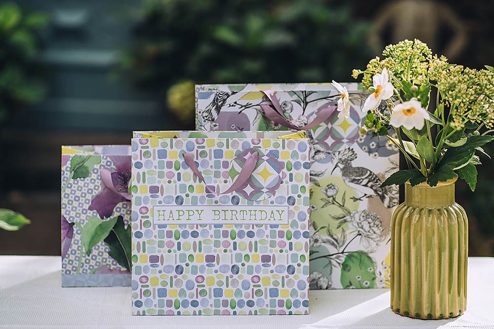 Cadeaux - sacs-cadeaux - tripes assorties - ARTEBENE
