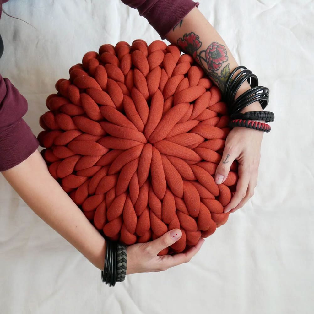 Design objects - chunky knit pouf big cotton - PANAPUFA
