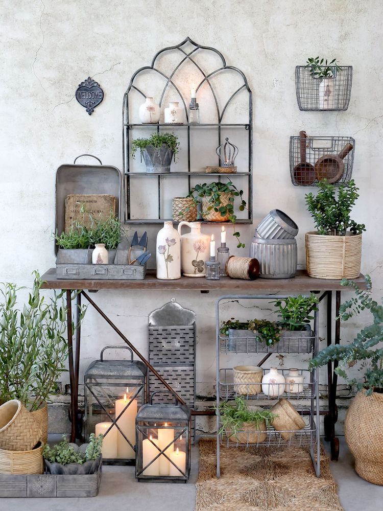 Pottery - Flower pots and fountains - CHIC ANTIQUE A/S