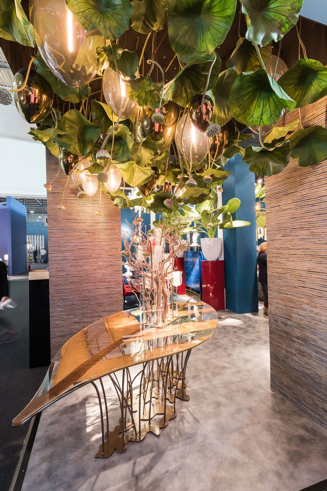 Dining Tables - Leaf Venezia Table - VG - VGNEWTREND
