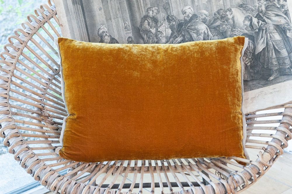 Coussins textile - FORTUNA 2 housses de Coussins en velours de soie et lin 35x50 cm - EN FIL D'INDIENNE...