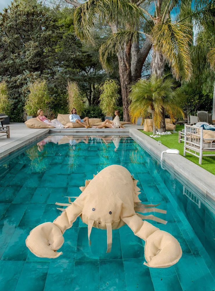 Ottomans - XL floating lobster raffia effect ottoman - MX HOME