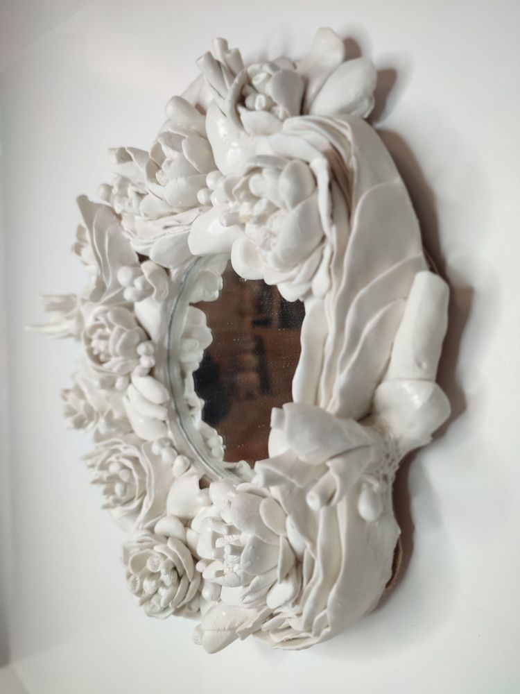 Mirrors - MIRROR\" ECLOSION\” in porcelain - SOPHIE LULINE CÉRAMISTE