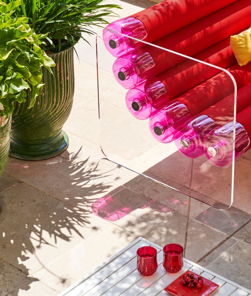 Fauteuils de jardin - MW02| Fauteuil parois PMMA transparentes & fourreaux Runner rouges - MW Exclusive - MW DESIGNER FURNITURE