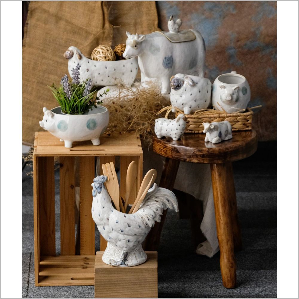 Everyday plates - Easter Farm. - SAPOTA LTD.