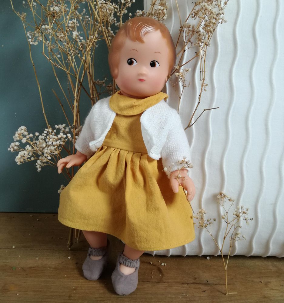 Jouets enfants - 700053 - POUPEE JEANNE - EGMONT TOYS