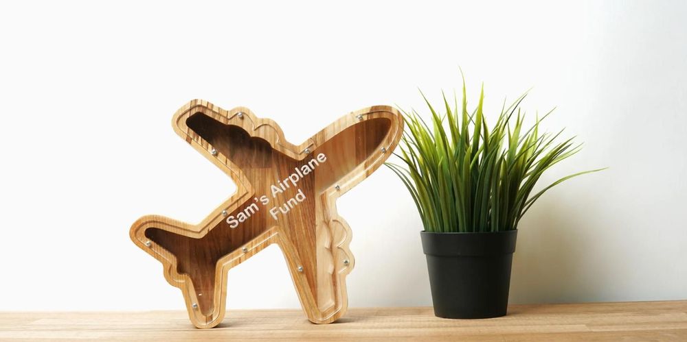 Gifts - Piggy Bank Plane - PROMIDESIGN
